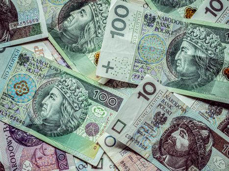 Investovanie v Poľsku: Príležitosti a Riziká na Dynamickom Trhu